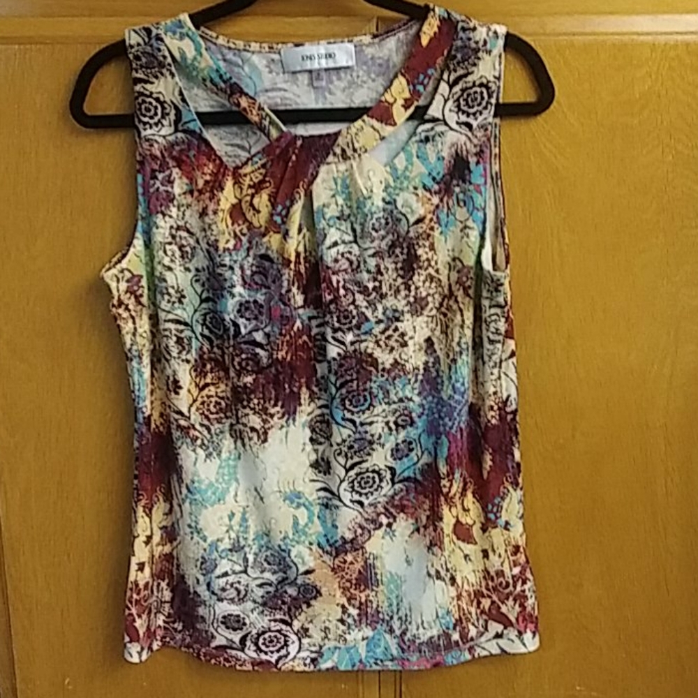NWOT, Jones Studio Sleeveless Blouse SZ M